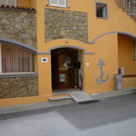 Hotel L'Ancora Santa Teresa Gallura Exteriér fotografie