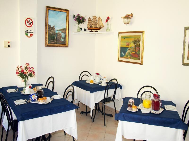 Hotel L'Ancora Santa Teresa Gallura Exteriér fotografie